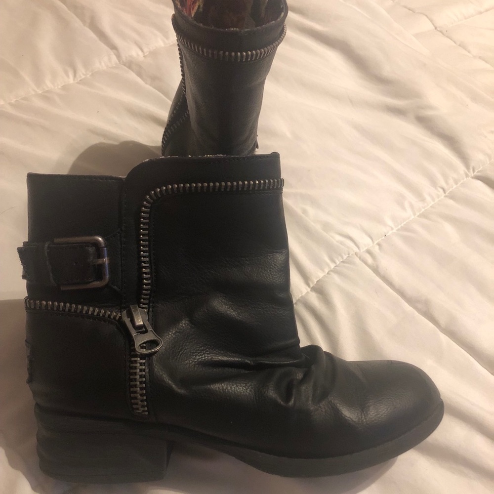 Rocket dog boots